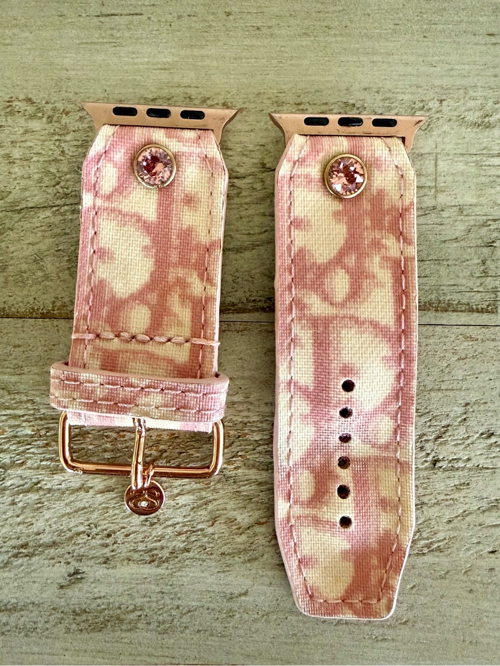 VGUC Spark*l Sparklbands Pink Dior Apple Watch Band